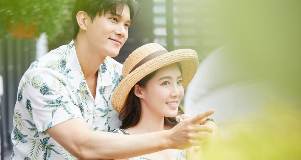 隐形眼镜价格（约会前一定要看的注意事项）