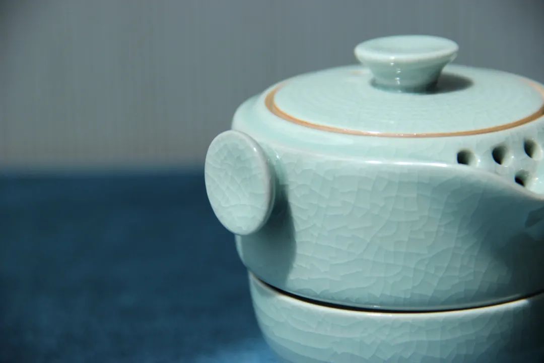 哥窑瓷器的市场价格（惊艳）