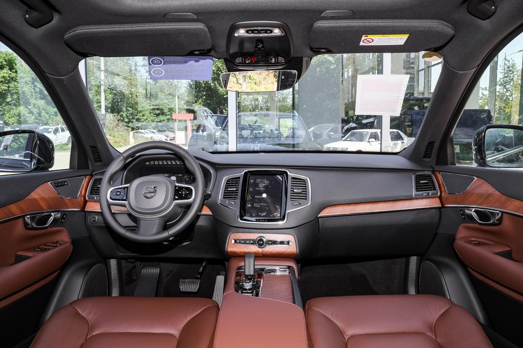 沃尔沃xc90价格（沃尔沃XC90售价63）