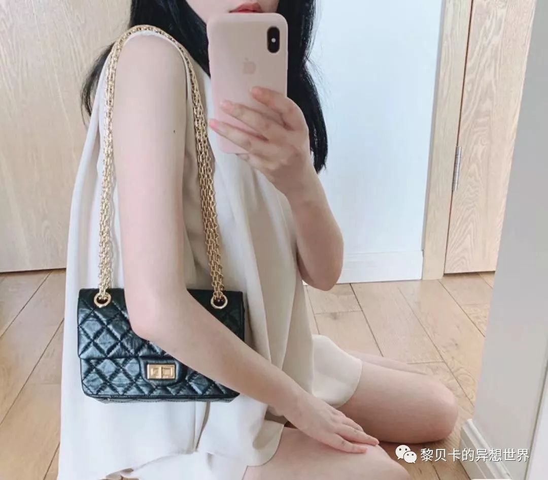 gucci酒神包迷你价格（她们说这个单品用十年还会心动）