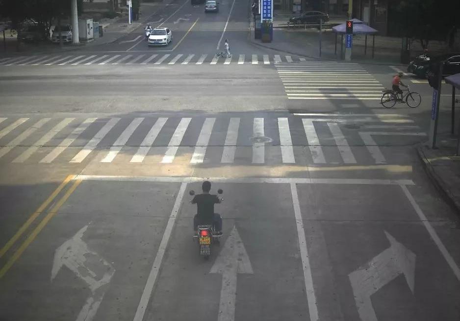 k8摩托车价格（江华交通违法曝光台）