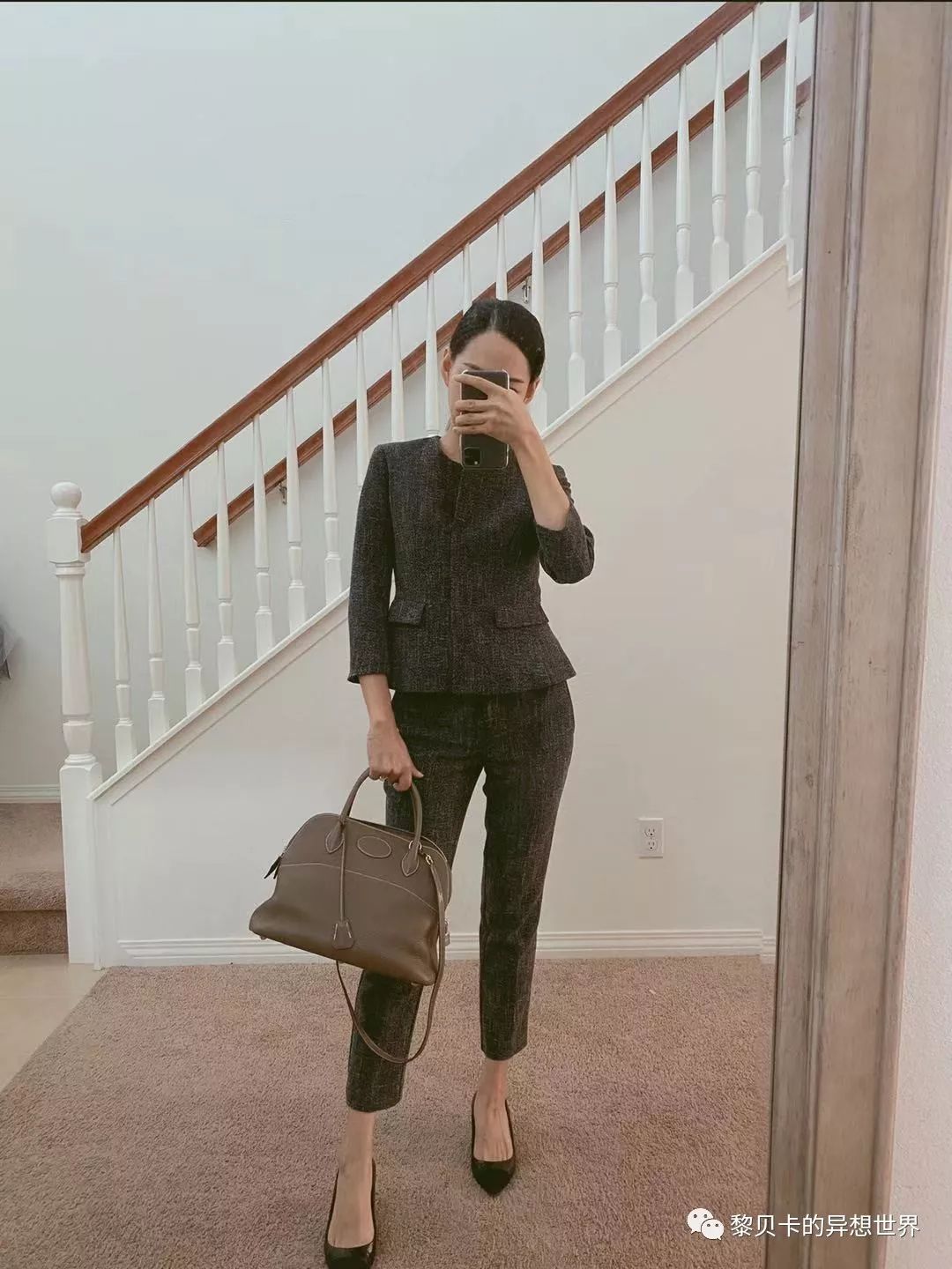 gucci酒神包迷你价格（她们说这个单品用十年还会心动）