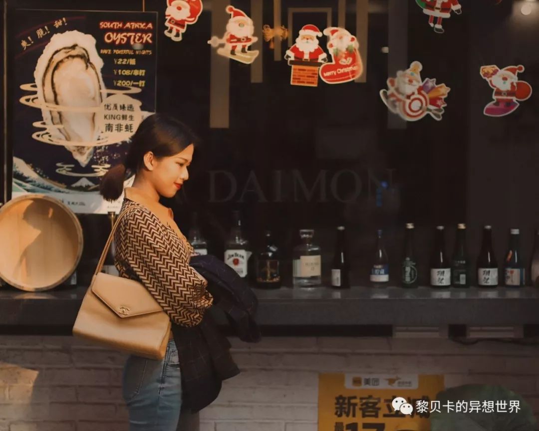 gucci酒神包迷你价格（她们说这个单品用十年还会心动）