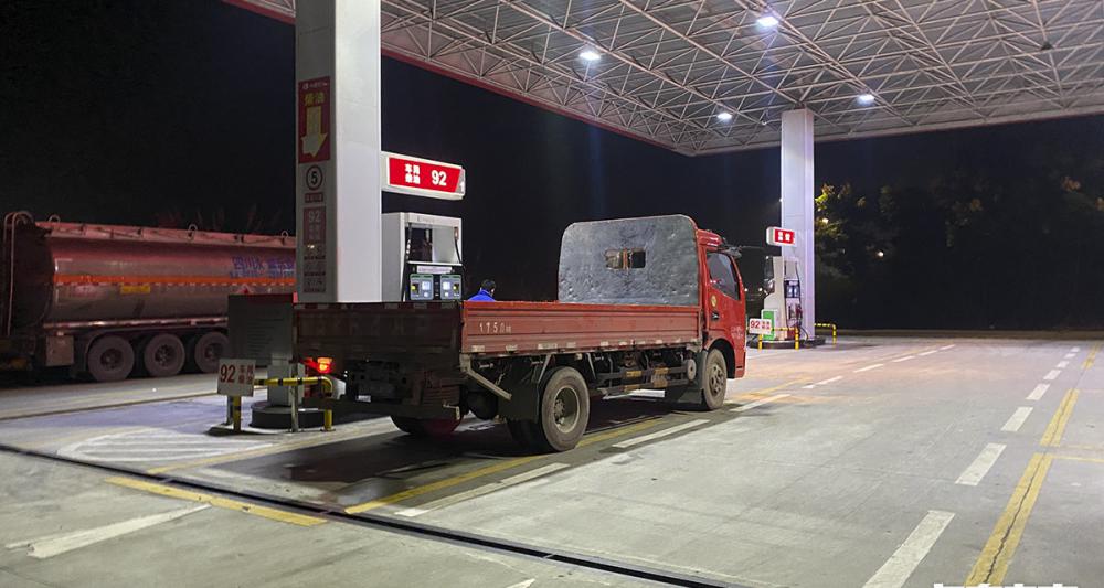 lng天然气最新价格（LNG气价终于跌了一波）