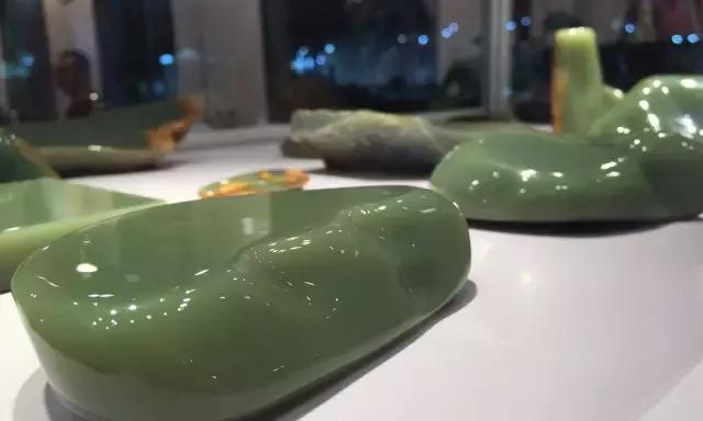 河磨玉价格（比肩和田籽料）