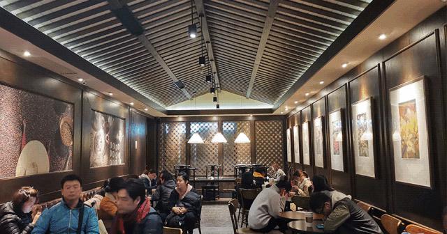 星巴克加盟費要多少錢（開咖啡館傾家蕩產）