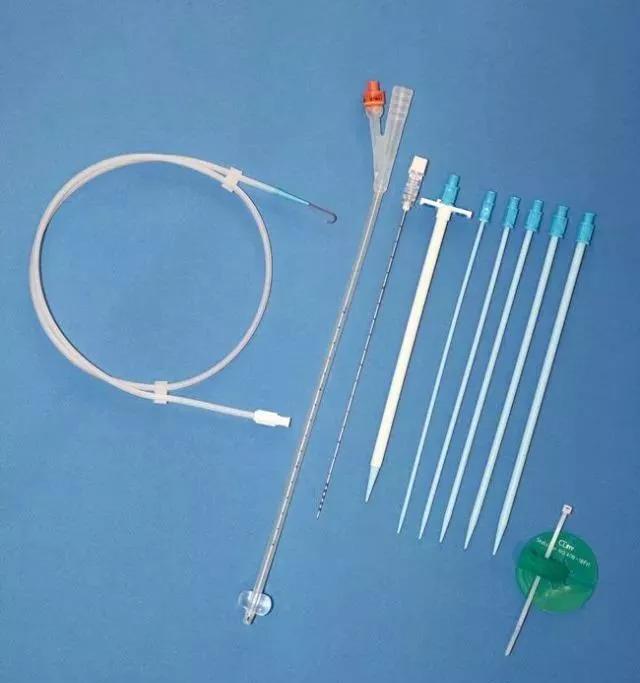 结石手术大概多少钱（打孔取石）