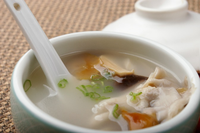 治療白駁風(fēng)多少錢（林琳診室）
