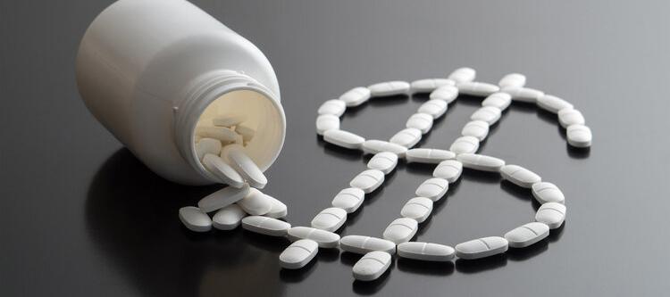 靶向治疗一次多少钱（亲人癌症晚期）