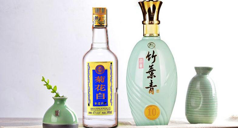 菊花白酒多少钱一瓶（菊花白PK竹叶青）