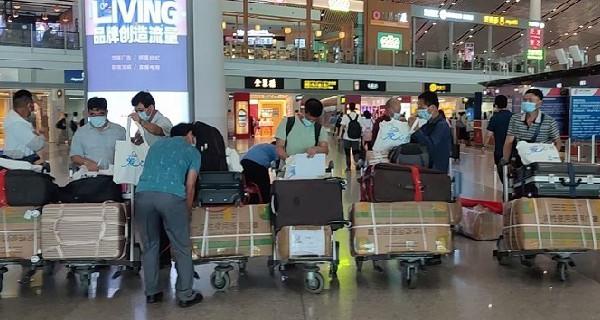 去迪拜打工一月多少钱（2021年想出国打工）