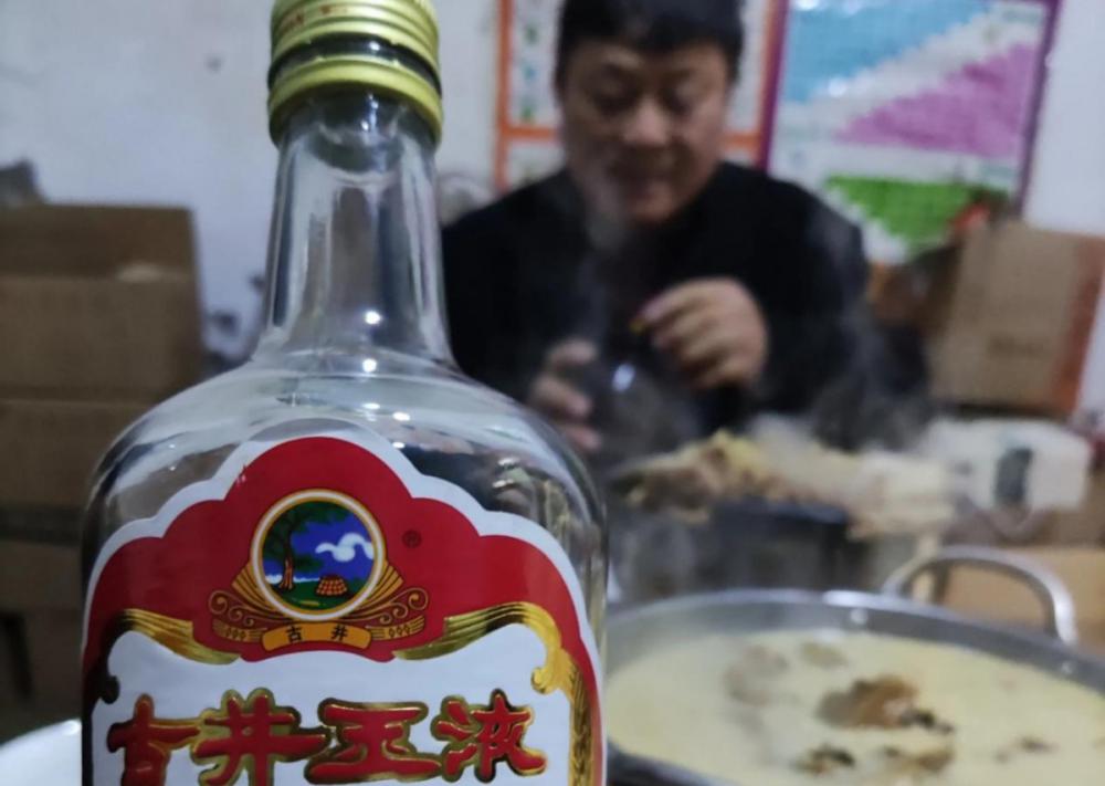 口子窖10年多少錢一瓶（安徽2大白酒）
