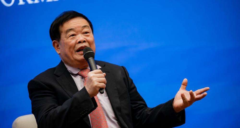 曹德旺有多少钱（曹德旺被打工仔骂成跟狗一样）