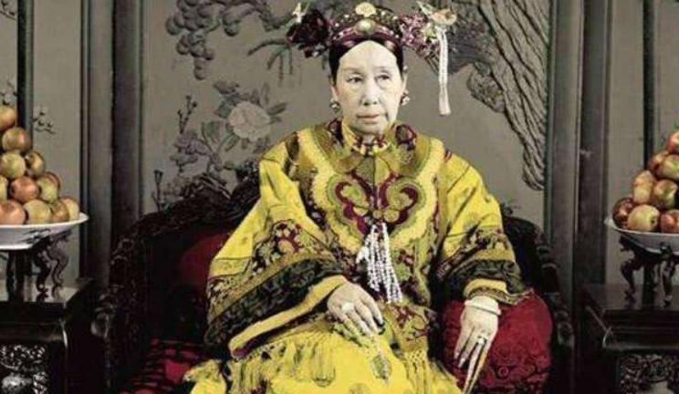 接头发一般要多少钱（2012年一小伙自称）