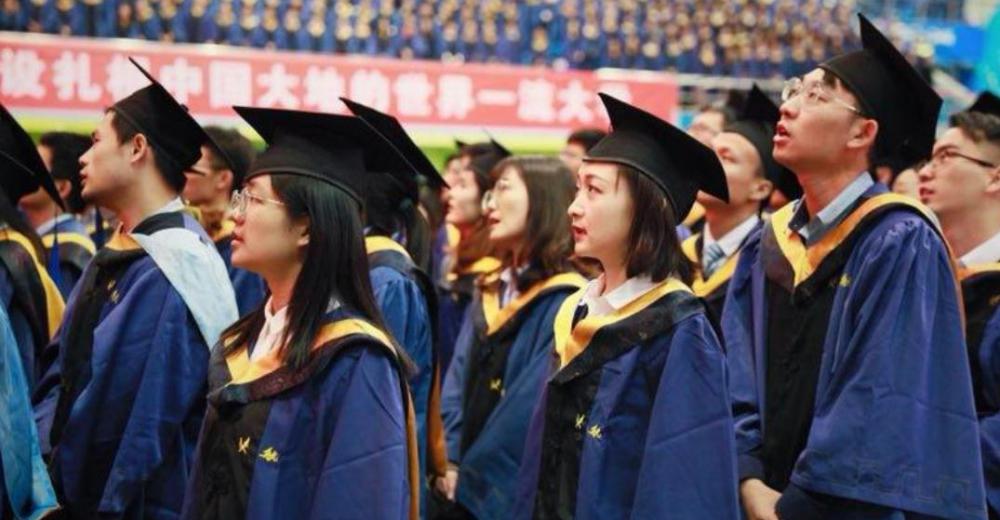 研究生一年学费多少钱（研究生三年需要花多少钱）