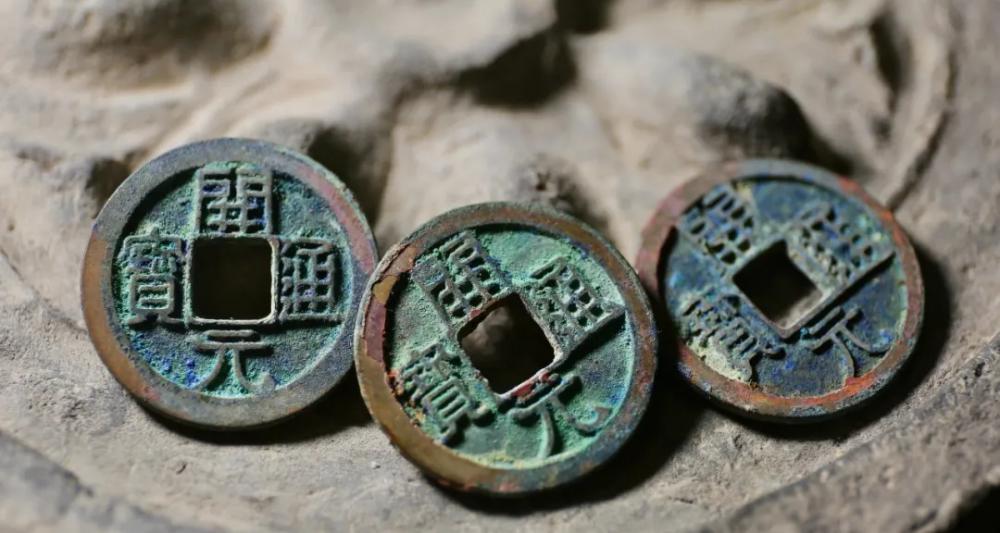 开元通宝多少钱一枚（从一枚开元通宝2000块说起）