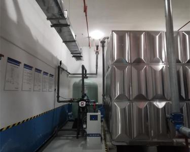 热水器多少钱（工厂使用空气热水器日常费用要多少钱）