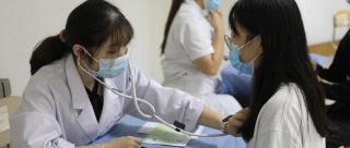 体检一次大概多少钱（检验科医生为您揭开一个）