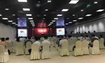 铁盖茅台多少钱一瓶（杭州一瓶茅台酒）