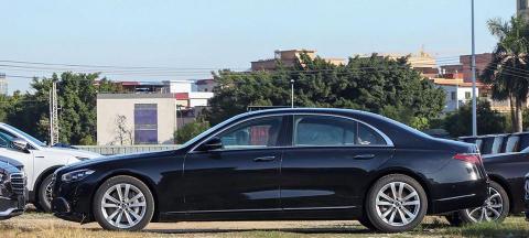 汽車換機油大概多少錢（奔馳S級養車貴嗎）