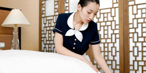 住家保姆多少钱一个月（52岁保姆哭诉）