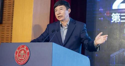 余额宝存5万一年多少钱（一周跌去2400亿元）