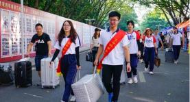 国家助学金多少钱（钱不够念不起大学）
