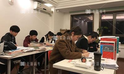 艺考文化课补习多少钱（武汉艺考生文化课机构哪家好）