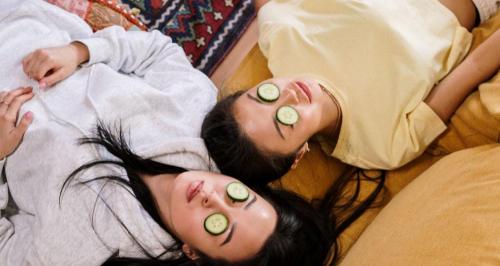 去整形多少钱（年轻人疯狂涌入整形医院）