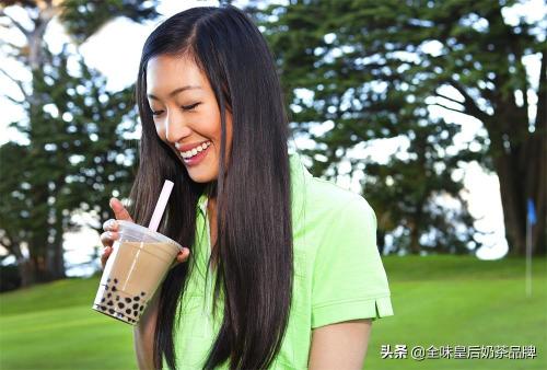 加盟店奶茶店要多少钱（全味皇后奶茶加盟费多少钱）