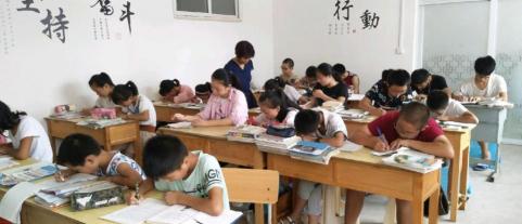 立堂口给师傅多少钱（山西一中学家委会收取辅导费给老师）