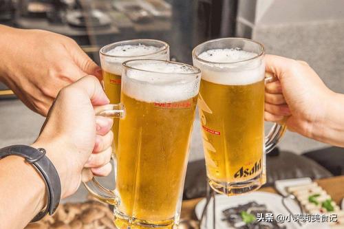 纯生啤酒多少钱一瓶（今天才知道生啤）