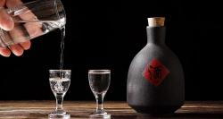 老酱酒53度多少钱（过年囤酒）