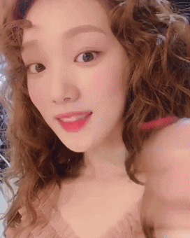 烫一次头发要多少钱（为什么女生每年年底总要烫一次头发）
