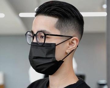烫个中分多少钱（男生）