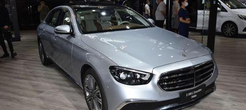 奔驰e300l新车报价（趁宝马没优惠）