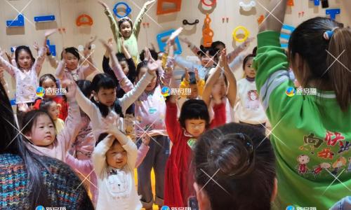 室内儿童乐园设备多少钱一平方（想开一家儿童游乐场不知道该如何下手）