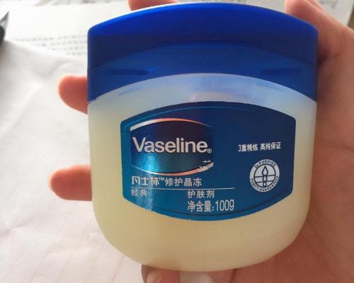 凡士林多少钱一瓶（睫毛更长更饱满的方法）