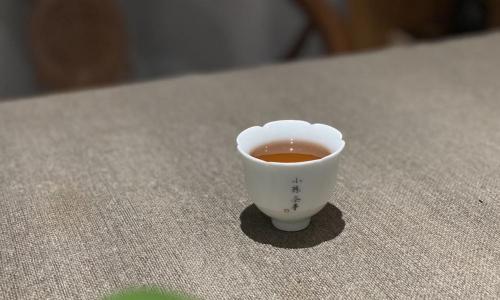 茶叶金骏眉多少钱一斤（买红茶看名气）