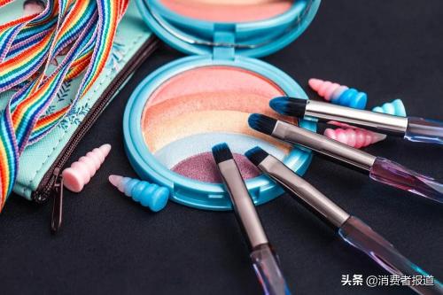 香奈儿眼影报价（大牌眼影盘红黑榜）