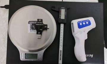 苹果原装充电器多少钱（苹果原装20W充电器与安克20W小彩）