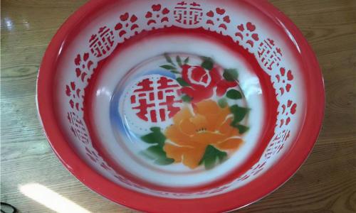 铜水烟袋一般值多少钱（七八十年代农村必备的10种生活用品）