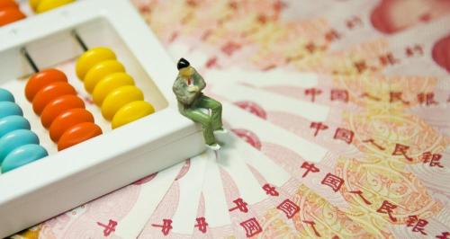 退休老人去世后丧葬费是多少钱（退休教师死亡抚恤金和丧葬费标准是多少）