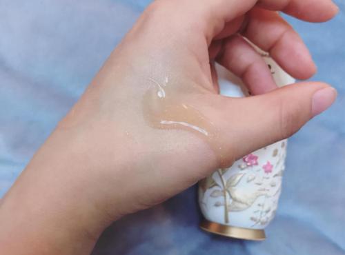 鲑鱼精华多少钱一瓶（补水修复款精华液选这几款准没错）