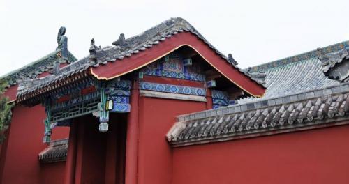 一个勺子亏了多少钱（河南一老板98万拍下）