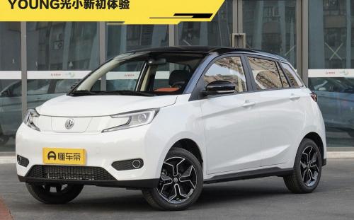 五菱宏光s装导航多少钱（新车）