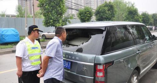 奇瑞捷豹多少钱（奇瑞捷豹路虎发现神行SE版目前有多大优惠）