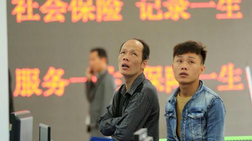 养老保险多少钱一年（一年交9600元养老保险）