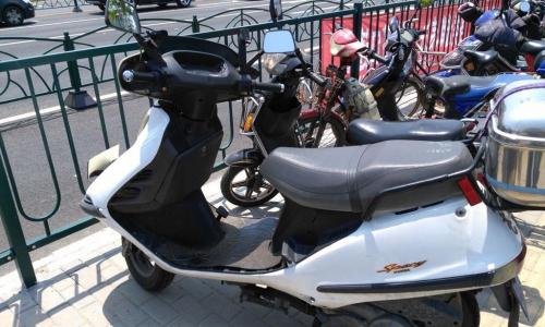 gy6摩托车多少钱（网上的踏板摩托车才2000多元一台）