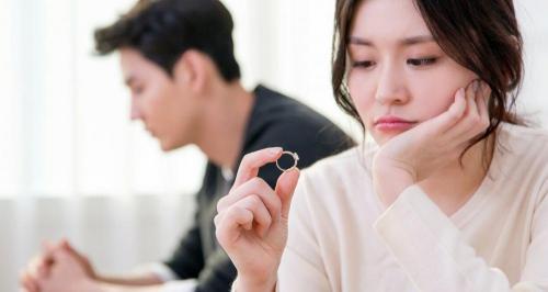委托律师离婚需要多少钱（离婚诉讼必须要请律师吗）